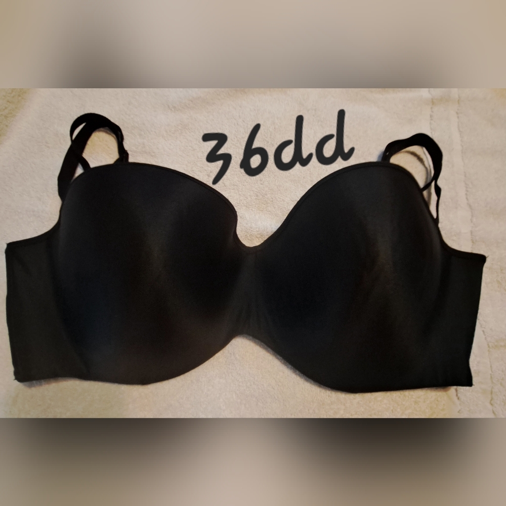 Maidenform Black Double Strap Bra.